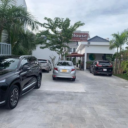 พีเฮาส์ โฮเต็ล Hotel ฟานเที้ยต ภายนอก รูปภาพ